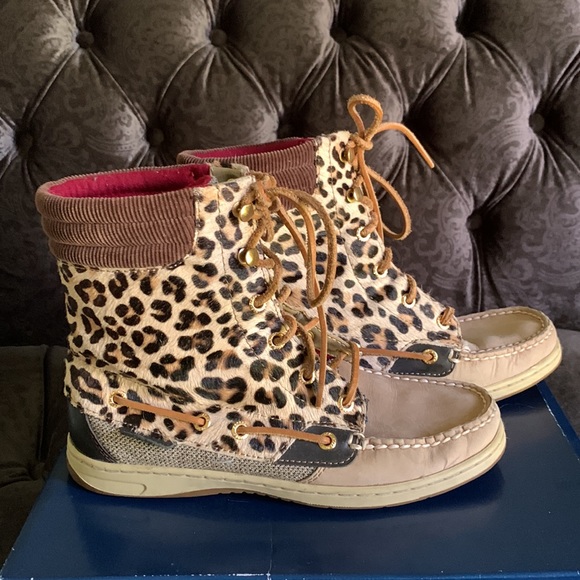 Leopard Sperry Top- Sider Hikerfish boots, good condition. - Picture 1 of 6